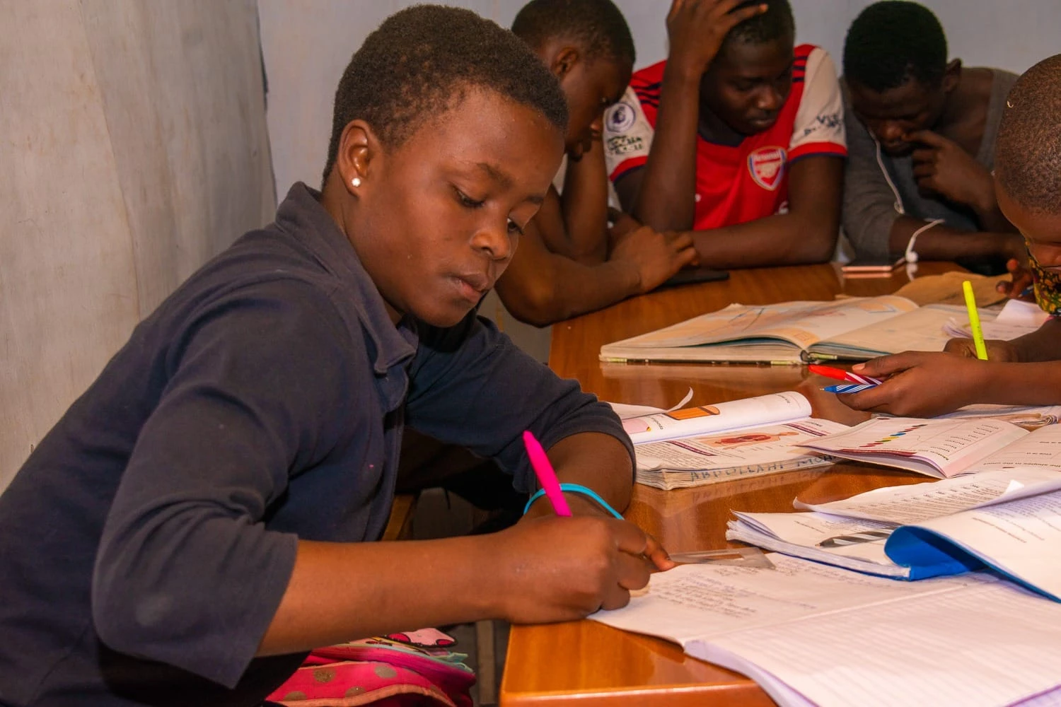 inua-rise-together-2