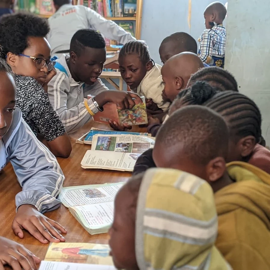 inua-rise-together-5